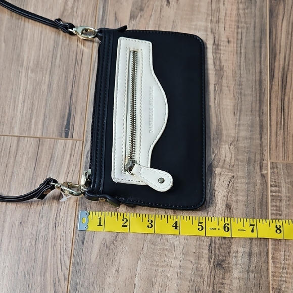 Danielle Nicole Black and Cream Crossbody Bag - Picture 13 of 16